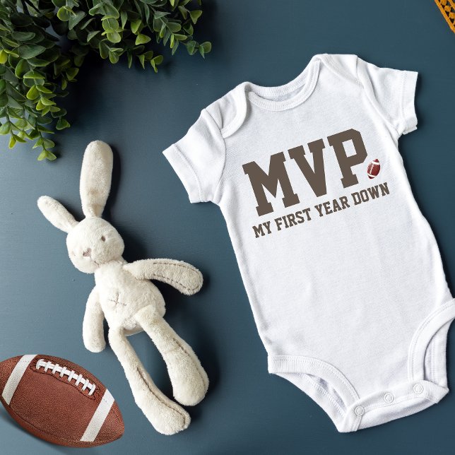 Body Para Bebé Primer año después del nacimiento del vicepresiden (MVP - birthday boy bodysuit - football themed birthday "First year down")