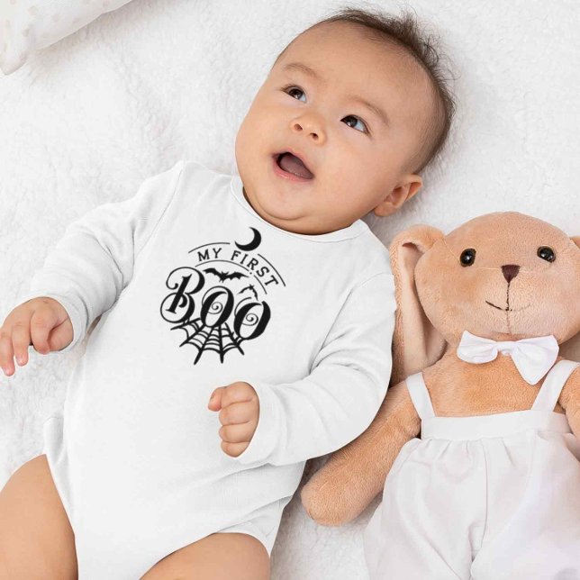 Body Para Bebé Primer Baby Boo de Halloween Negro y Blanco (My First Boo Halloween Baby Bodysuit. Baby outfit for Halloween. Cute Halloween Apparel for Newborn)