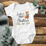 Body Para Bebé Primer manto de color de agua de Navidad<br><div class="desc">Curte Watercolor Fox y ramifica mi primera camiseta de Navidad. Personalizado de plantilla puede cambiar la fecha.</div>