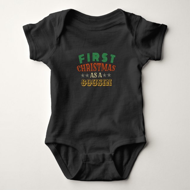 Body Para Bebé Primera Navidad como un PRIMO (Anverso)