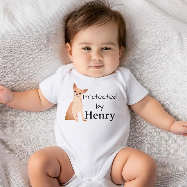 Body Para Bebé Protegido Por Henry (Nombre) Chihuahua (Protected By Henry (Name) Chihuahua Baby Bodysuit)