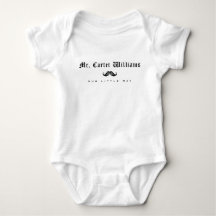 SALIDA DE BEBÉ ONSIE | Mustache de escritura moder