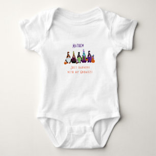 Body Para Bebé Solo pasando el rato con mis gnomios Camiseta pers