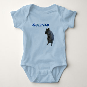 Body Para Bebé Sullivan Name con Aussie Quokka, Baby Bodysuit