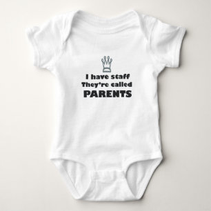 Body Para Bebé "Tengo personal al que llaman padres" camiseta