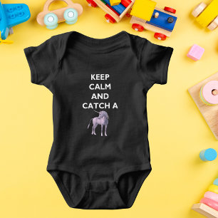 Body Para Bebé Traje oscuro de bebé & Mantén la calma y unicornio