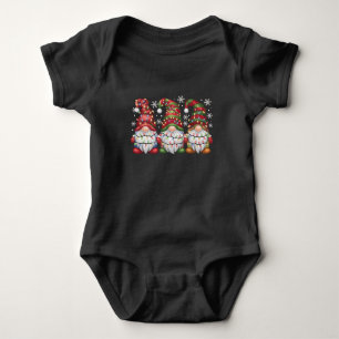 Body Para Bebé Tres Gnomos de cuadros de Búfalo Rojo de Navidad
