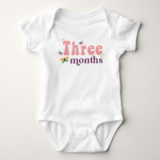 Body Para Bebé Tres meses de Milestone Pink Baby Bodysuit (Anverso)