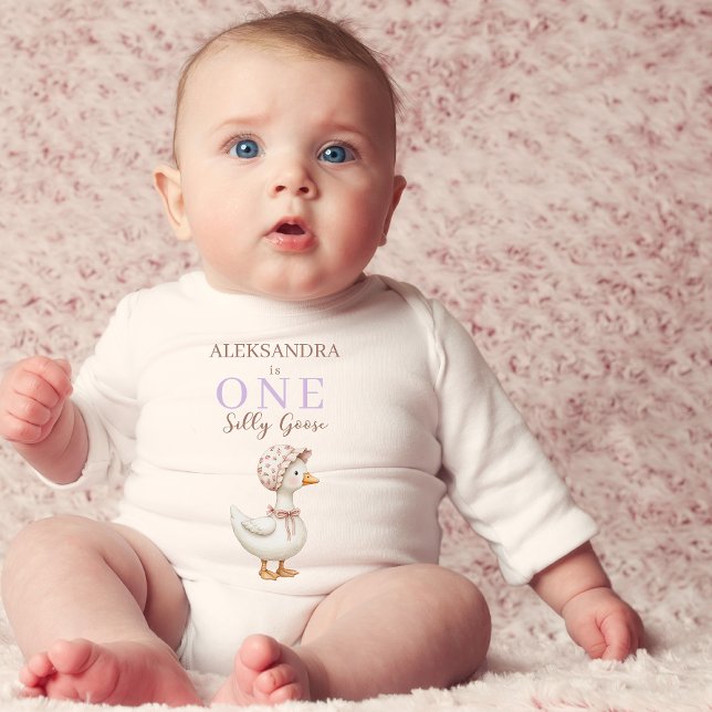 Body Para Bebé Un Chica burdo y tonto de primer cumpleaños (Subido por el creador)