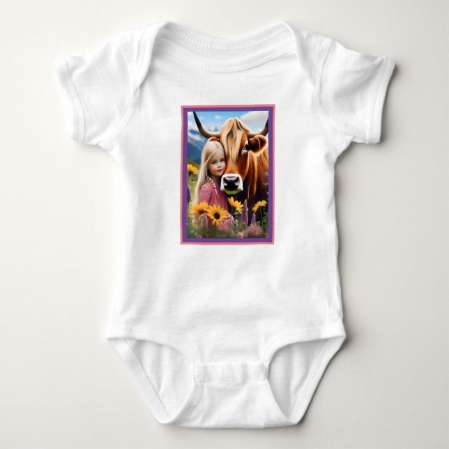 Body Para Bebé **"Un vínculo de las Highlands: una niña y su vaca (Anverso)