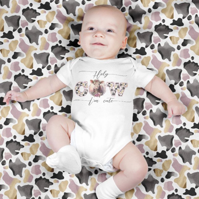 Body Para Bebé Vaca Santa Soy Cute Pink Baby Bodysuit (Subido por el creador)