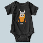 Body Para Bebé Viking gracioso personalizado<br><div class="desc">Un Viking divertido,  perfecto para tu pequeño escandinavo favorito. Arte original de Nic Squirrell. Cambie el nombre a personalizar.</div>