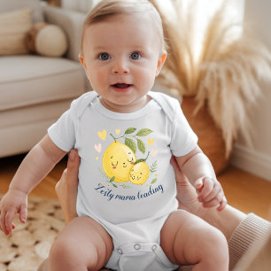 Body Para Bebé Zesty Mama cargando limón cítrico Amalfi Sweetie