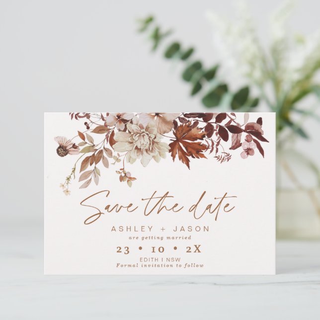 Boho Brown Floral Fall Wedding Guardar La Tarjeta  (Anverso de pie)