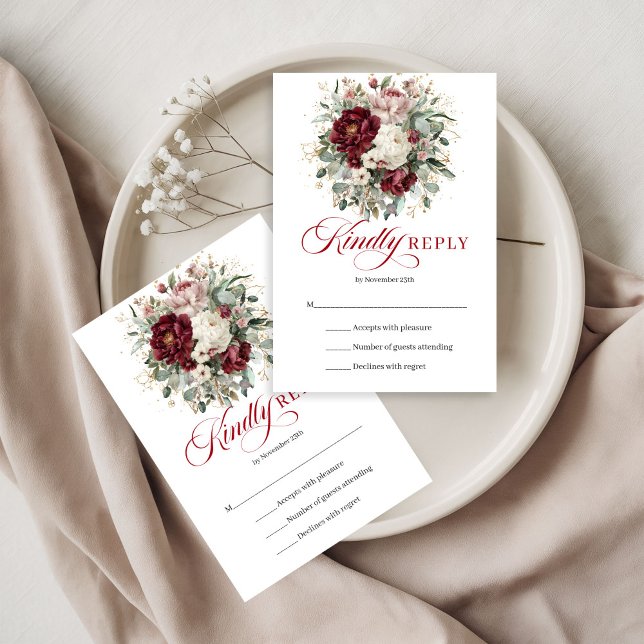 Boho Burgundy Flores Verde Dorado RSVP de Boda  (Boho Burgundy Flowers Greenery Gold Wedding RSVP Card)