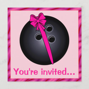 Bola de boliche con invitación de cumpleaños de va