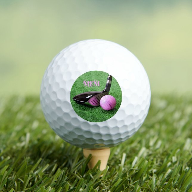 Bola de Golf Rosa con Letra Decorativa Elegante (Subido por el creador)