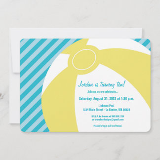 Bola de playa amarilla con invitación a la raya de