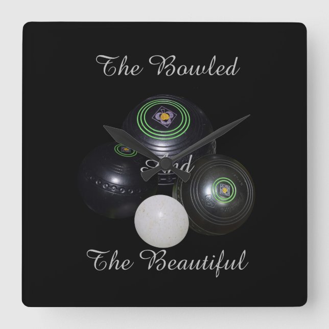 Bolas De Césped Con Un Hermoso Reloj De Pared Cuad (Anverso)