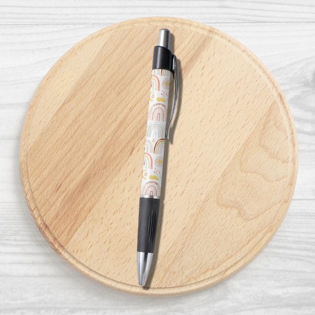 Bolígrafo Abundantes arbustos coloridos y flores de margarit (Close up)