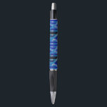 Bolígrafo ADN ID Blue Medical Science<br><div class="desc">Un diseño fresco,  moderno y divertido inspirado en la ciencia médica. ¡El regalo perfecto para todos los médicos,  enfermeras,  científicos,  profesores de ciencias,  técnicos de laboratorio,  estudiantes de ciencias,  en resumen,  cualquier experto en ciencia en tu vida (y eso te incluye)! Diseñado por Science Geekness© en http://www.zazzle.com/sciencegeekness*</div>