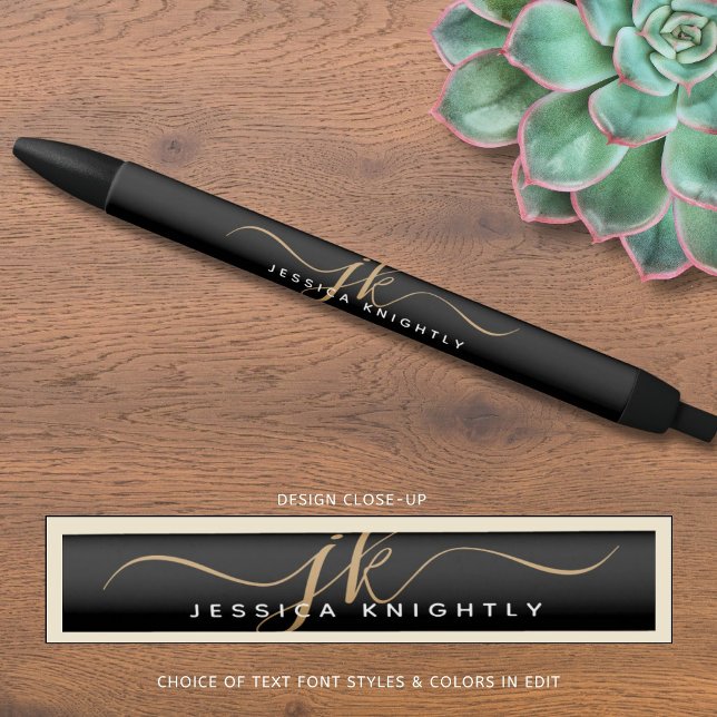 Bolígrafo De Tinta Negra Elegante Black Gold Script Monograma Nombre de Ini (Subido por el creador)