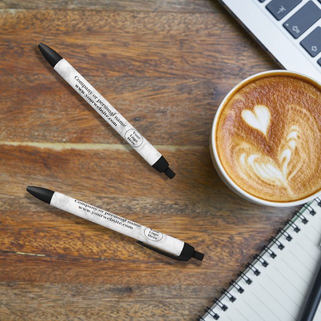 Bolígrafo De Tinta Negra Mármol blanco (Subido por el creador)