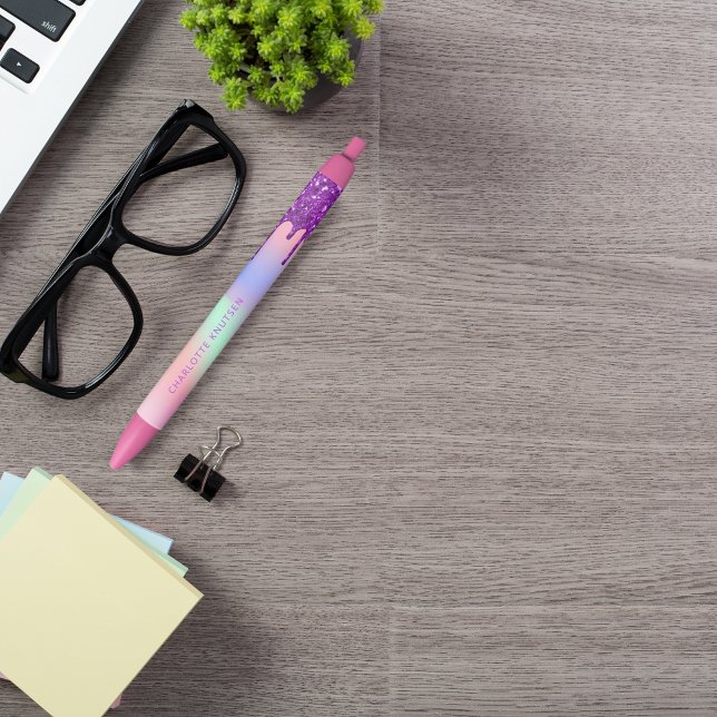 Bolígrafo De Tinta Negra Nombre de monograma personalizado de goteo morado  (Subido por el creador)