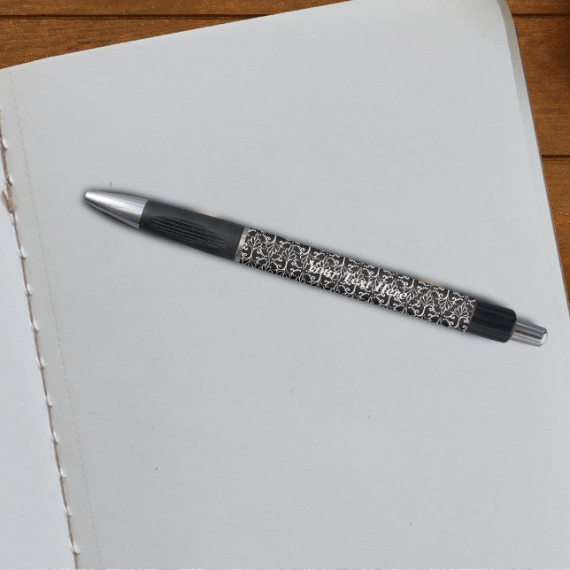 Bolígrafo Elegante Damasco Blanco Negro Con Desplazamiento B (Elegant damask pattern with scrolls in black and white on a writing pen.)