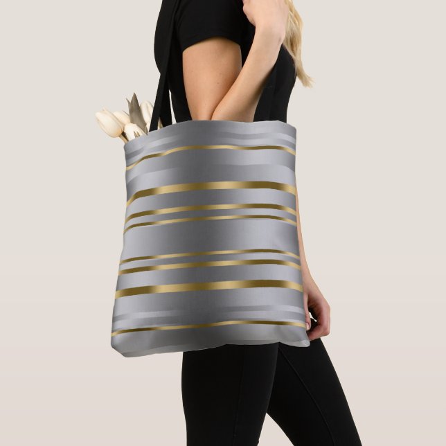 Bolsa con patrón de rayas de plata y oro (Detalle)