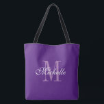 Bolsa de algodón púrpura extra grande con monogram<br><div class="desc">Bolsa de tetas púrpura extra grande con monograma de moda. Elegante bolso monogramado de hombro para compras,  comestibles,  oficina,  libros,  deportes,  boda y más. Plantilla de diseño de tipografía clásica morada y blanca. Doble cara por toda la impresión con mangos negros. Moda Ideas de regalo de cumpleaños para mujeres.</div>