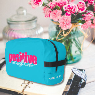 Bolsa de aseo personalizada de color turquesa y ro
