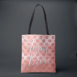Bolsa de Bachelorette Party en los labios rosados<br><div class="desc">Equipo Rosa de novia Oro Rubor Sexy Rosa Lips Lipstick Rosado Besos De Lápiz De Mano Leer Tipografía Cepillada Bolsa de Bachillerato de Fiesta de Bachillerato.</div>