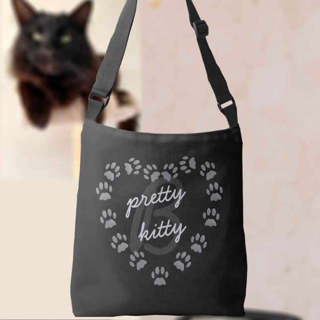 Bolsa de crossbody de monograma de impresión de pa (You are a pretty kitty! Just add your initial to this cute crossbody bag)