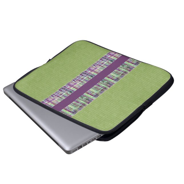 Bolsa de Electrónicos con Estampado de Cuadros y B (Inferior anverso)