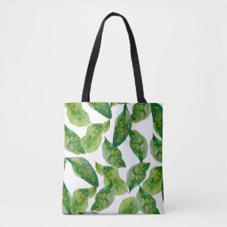 Bolsa de hojas verdes