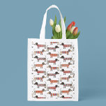 Bolsa De La Compra Perro Dachshund Sausage<br><div class="desc">Salchicha de Dachshund divertida o perros enrolladores en ropa de cama lana. Perfecto para los amantes del perro. Arte original de Nic Squirrell.</div>