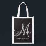 Bolsa De La Compra Reutilizable Boda básico negro fabuloso Monograma gran valor<br><div class="desc">Esta deliciosa selección es efervescente y espectacular y súper fácil de modificar y ajustar y puede ser utilizada en muchas circunstancias: el Apocalipsis zombi, el Día Nacional de la Dama Temerosa, el Día Nacional del Harvey Swill, la pizza nacional con las obras excluyendo el Día de las Anchoas, el Día...</div>