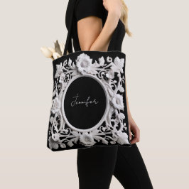 bolsa de mano con marco de flores de papel persona