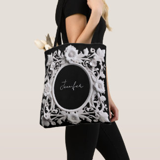 bolsa de mano con marco de flores de papel persona