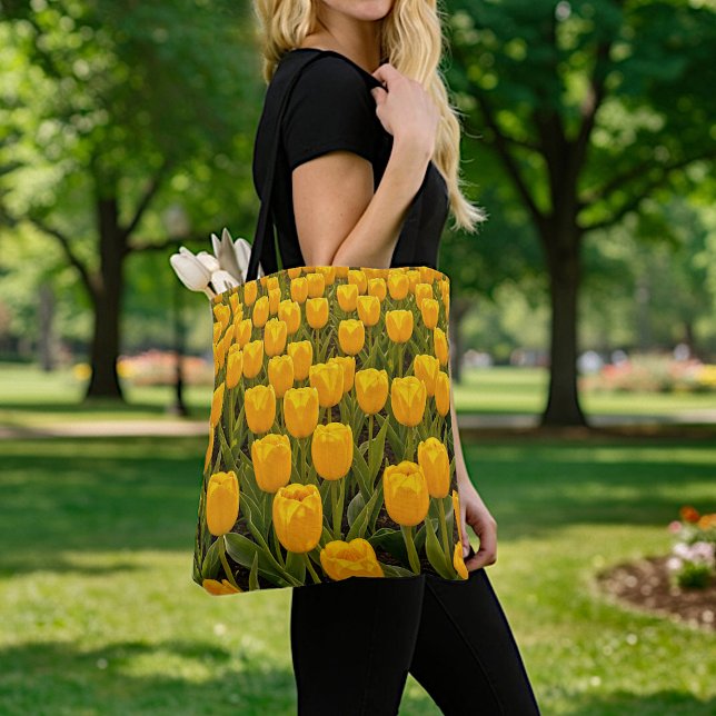 Bolsa de mano de tulipanes amarillos (Subido por el creador)