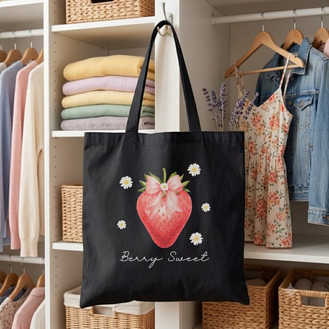 Bolsa de mano negra de fresa dulce de baya (Subido por el creador)