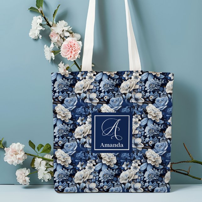 Bolsa de mano personalizada con flores blancas azu (Elegant Blue White Flowers Personalized Tote Bag)
