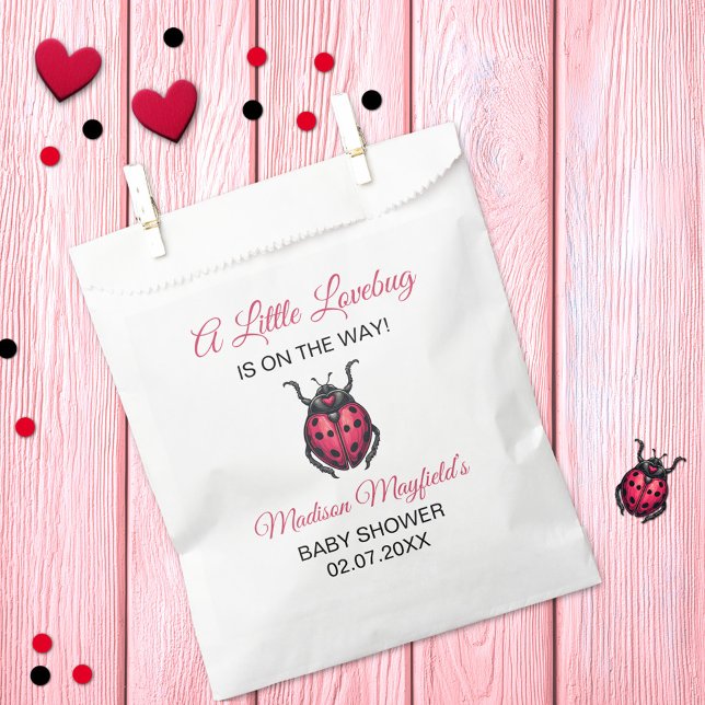 Bolsa De Papel A Little Love Bug Is On The Way Ladybug (Subido por el creador)
