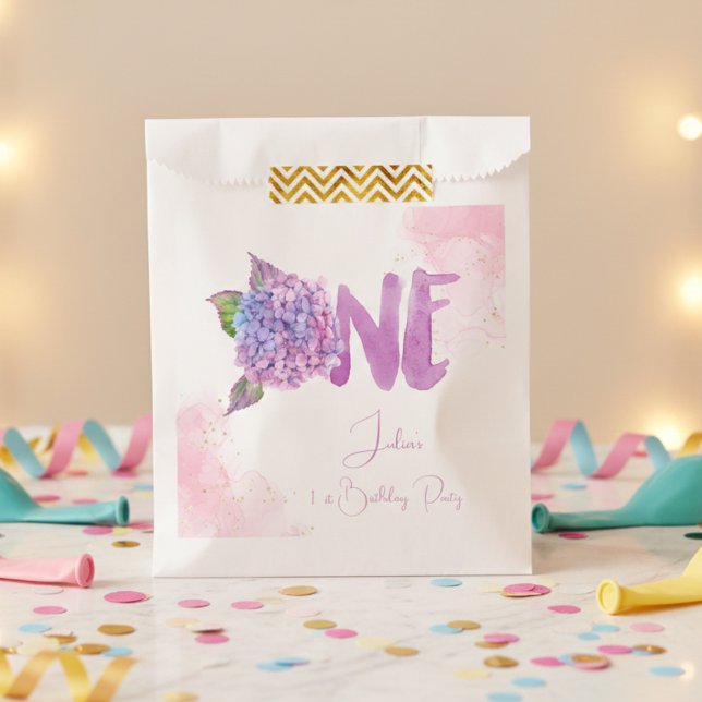 Bolsa De Papel Acuarela hidrangea primer Cumpleaños (Subido por el creador)