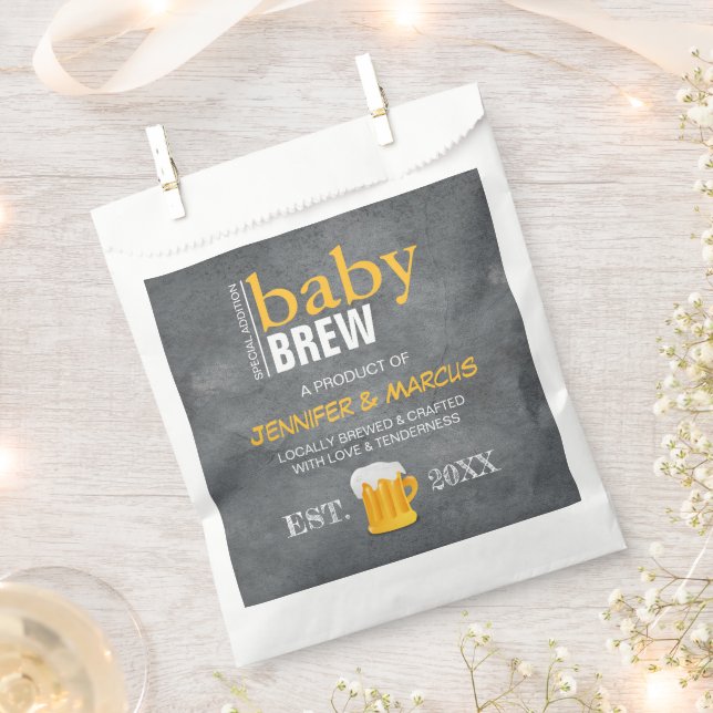 Bolsa De Papel Baby Shower de cerveza de pareja bew (Cortado)