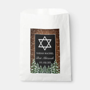 Bolsa De Papel Bat Mitzvah de Black Snowy Wood & Forest Pine Bar