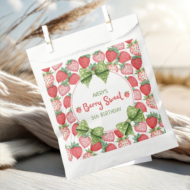 Bolsa De Papel Berry Sweet 5th Birthday Strawberry Party  (Subido por el creador)