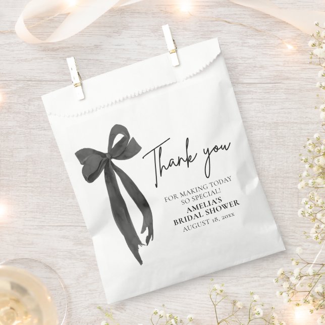 Bolsa De Papel Black Bow está atando la ducha nupcial (Cortado)