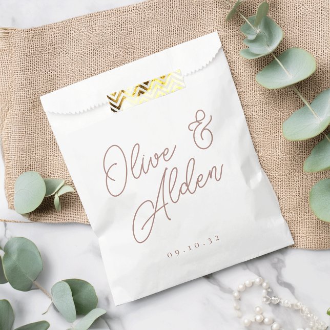 Bolsa De Papel Boda de nombres de guión de gran tamaño de terraco (Subido por el creador)